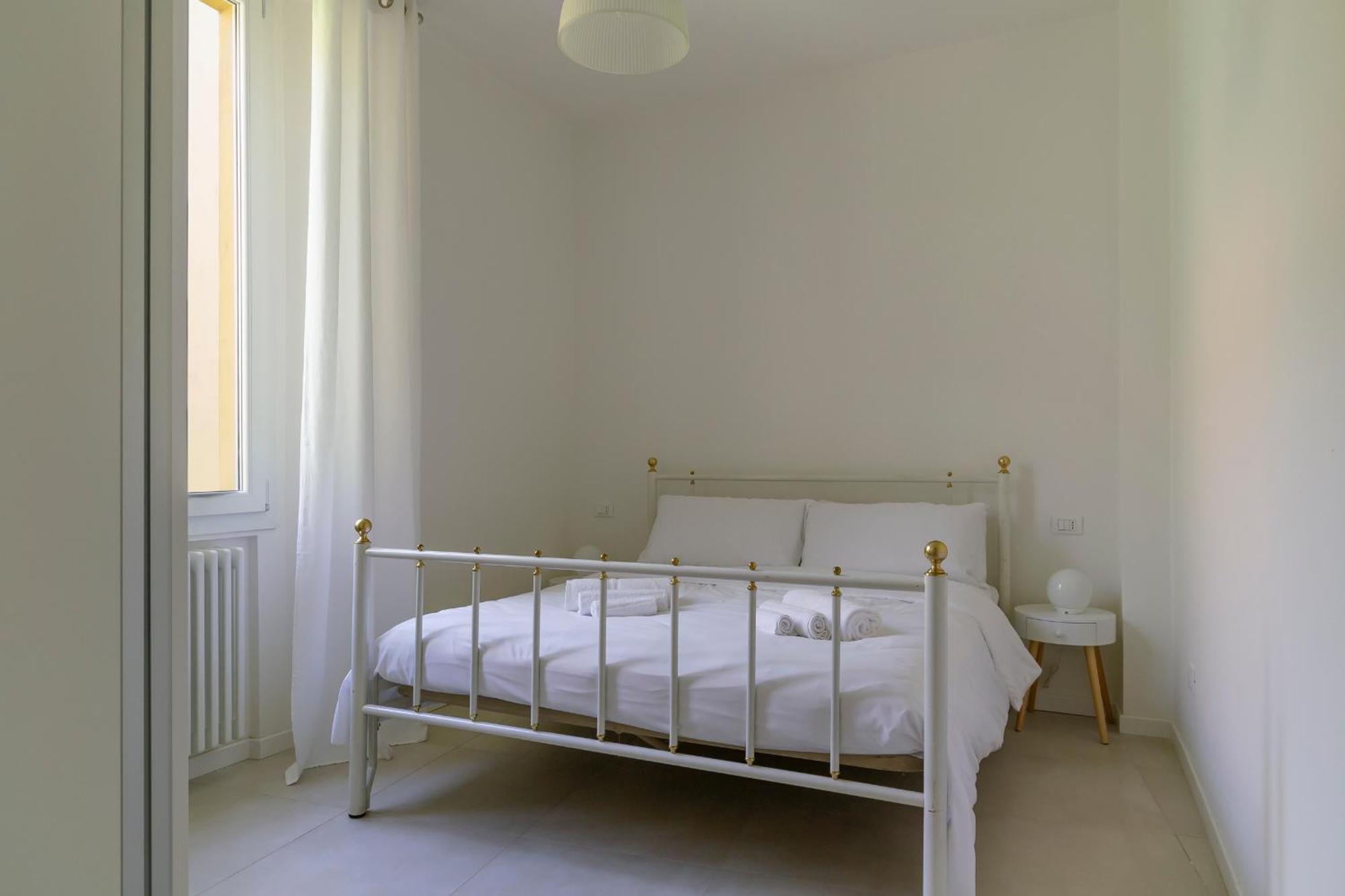 Apartment Amos - 5 Minutes From Piazza Maggiore Bologna Buitenkant foto